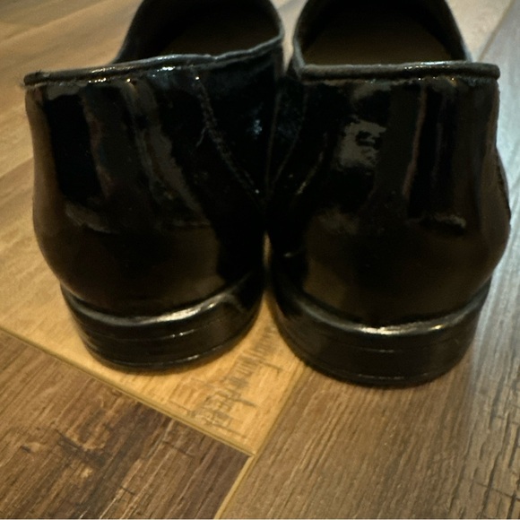 Trotters Liz Tassel T2224-005 Womens Black Patent‎ Leather Loafer Flats 9W - Picture 3 of 12